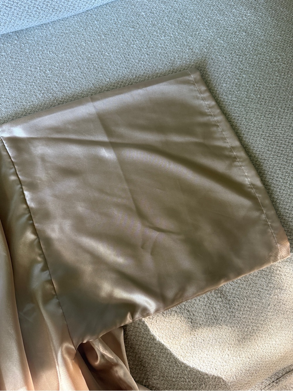 Vlazom Champagne Satin Robe - Picture 4 of 6